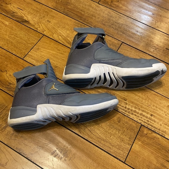 Men's Jordan Generation 23 High-Top Sneakers blue grey gold - Picture 2 of 8